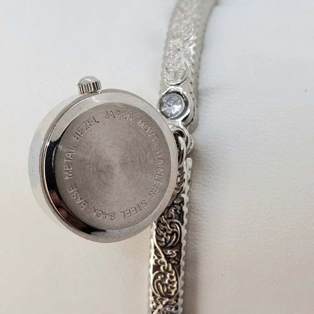 22MM Women's Bracelet Watch White Dial Gray Bracelet Band 7.75
